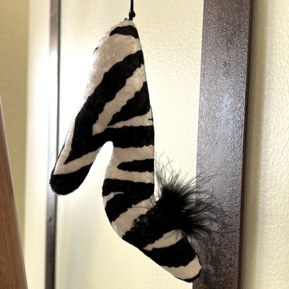 Zebra Shoe Sachet/Ornament - Picture 5 of 9